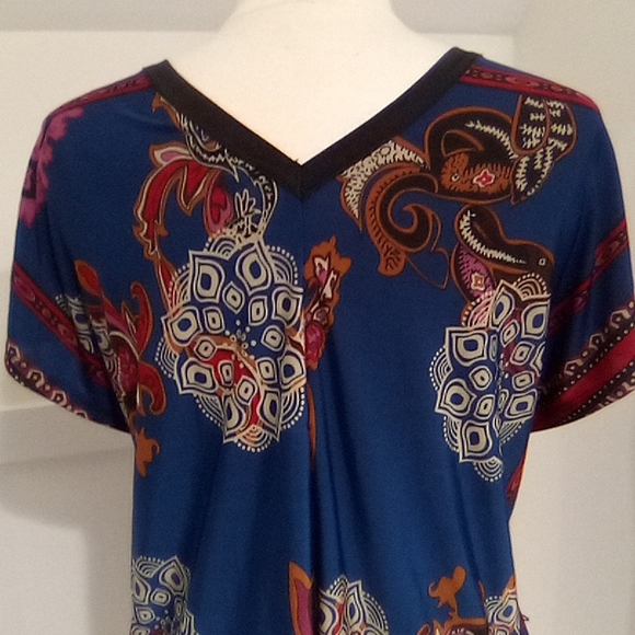 Silk like Oxford Circus Kimono Wrap Top - Picture 2 of 15